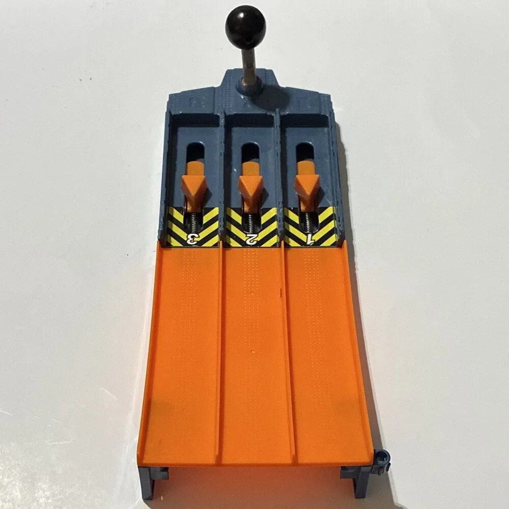 Hot Wheels 3 Lane Race Launcher Starter Gate N8500 Track Replacement Part Mattel